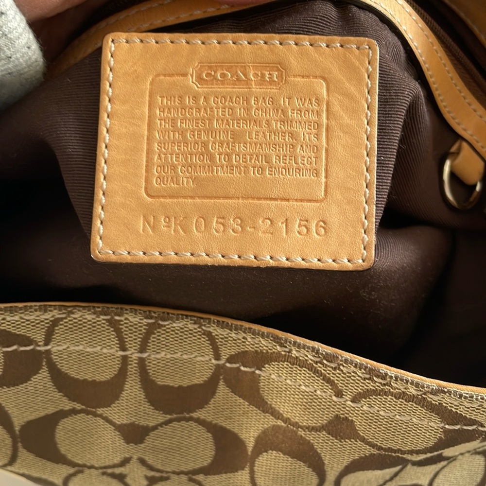 Coach Vintage Hamptons Signature Hobo Khaki Tan - Picture 4 of 13